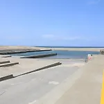 4 Person In *