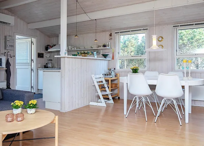 Bright Coastal Retreat In Vorupor-by Traum * Thisted